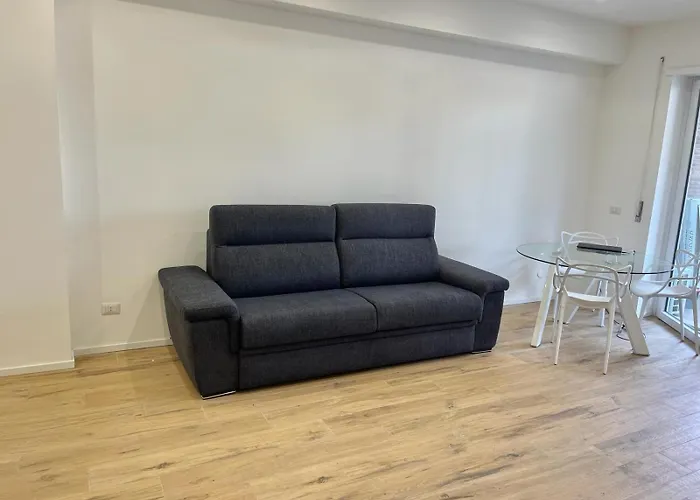 PM 34 Viale Imperatore Guest House - 50 Mt From Metro San Paolo